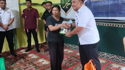 Imigrasi Entikong Rayakan Hari Bhakti KEMENIMIPAS dengan Bakti Sosial di Perbatasan